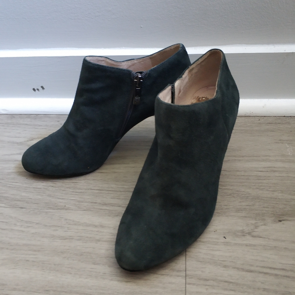 Ankle high Stuart Weitzman boots